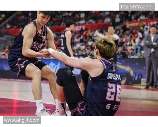 2021年CBA季后赛广东队与浙江队激战回顾与精彩瞬间分析 2021年CBA季后赛广东队与浙江队激战回顾与精彩瞬间分析